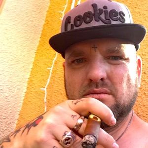 Meet your Posher, Brandon